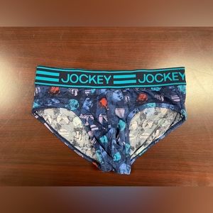 Men's jockey underwear, briefs, size small.
